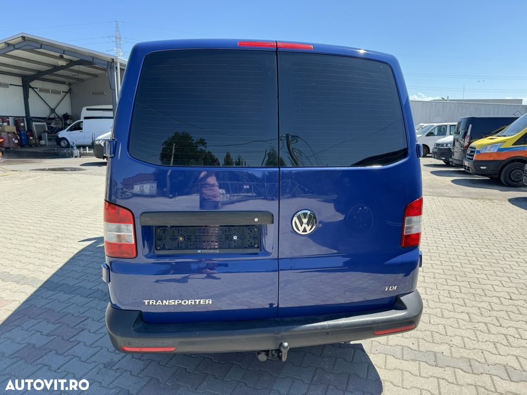 Volkswagen Transporter T5 - 10