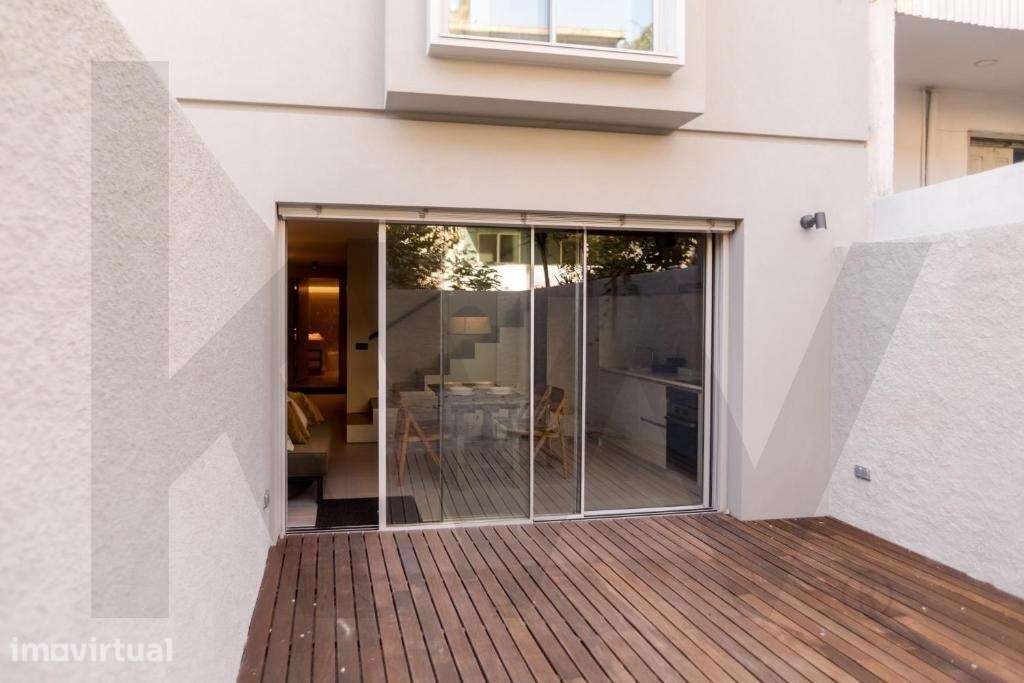 Alojamento Local - T1 com terraço e jardim na Rua da Alegria, Porto - Grande imagem: 2/14