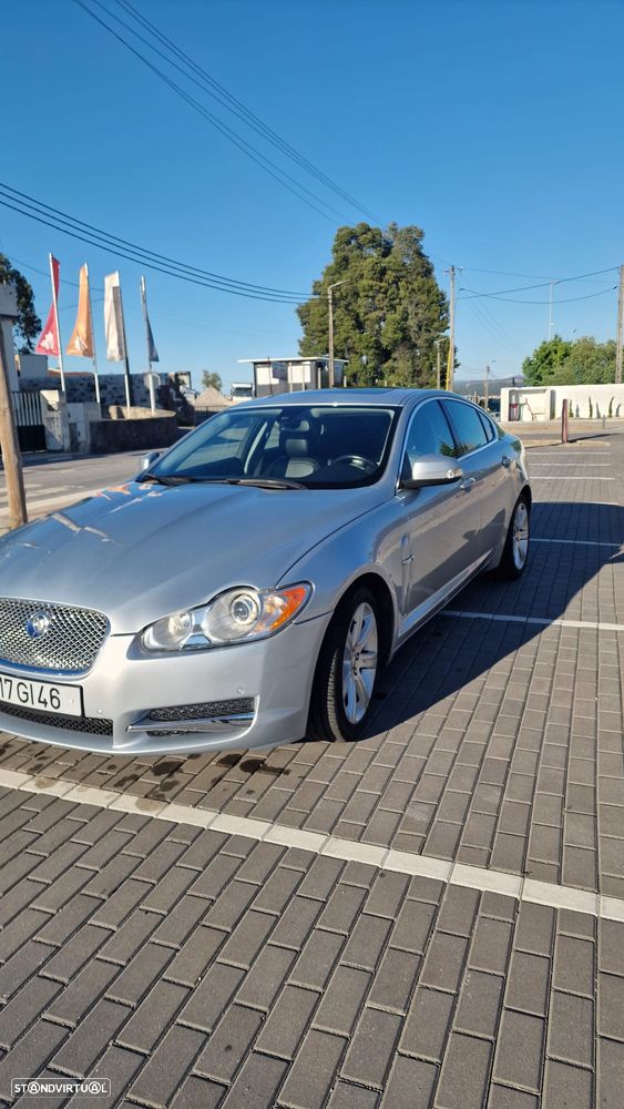 Jaguar XF 2.7 D V6 Premium Luxury - 2
