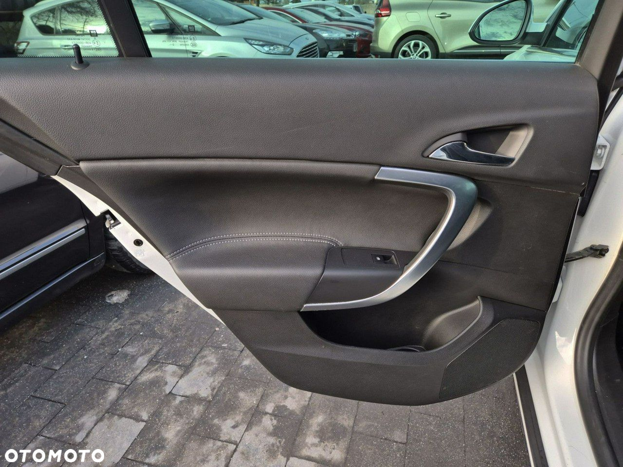 Opel Insignia - 21