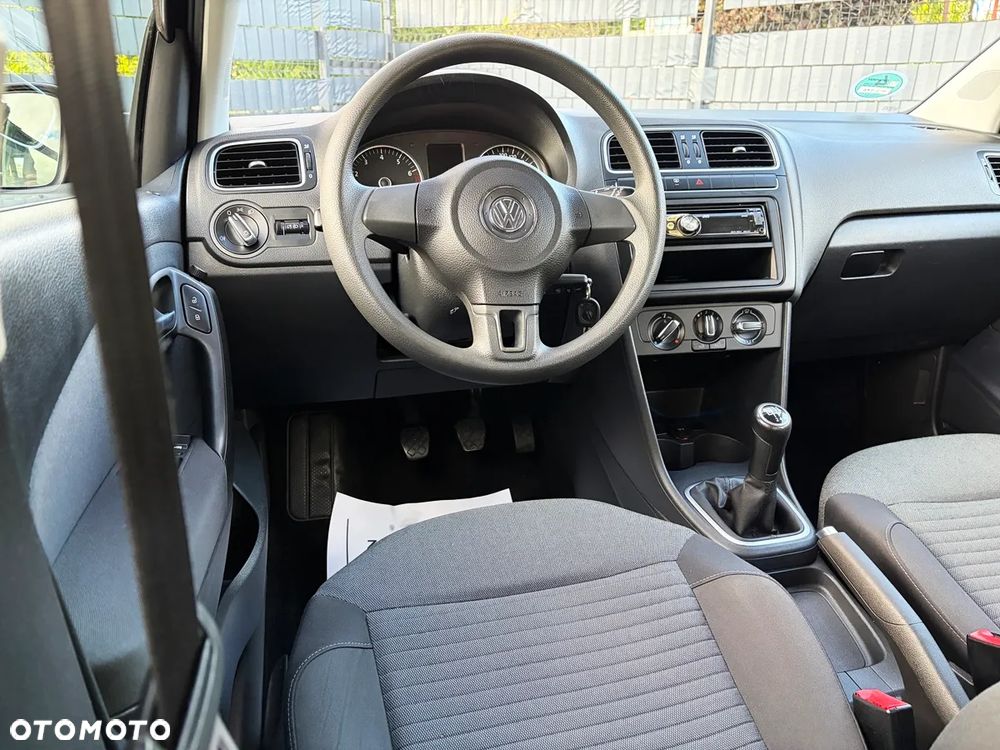 Volkswagen Polo 1.4 Highline - 34
