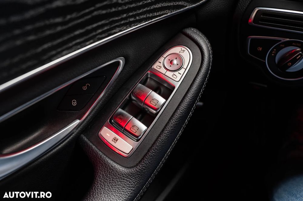 Mercedes-Benz C 220 d 9G-TRONIC AMG Line - 23