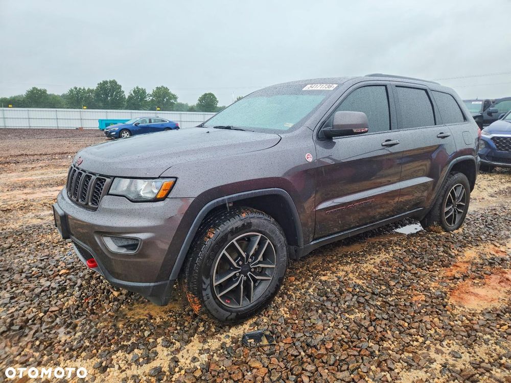 Jeep Grand Cherokee - 1