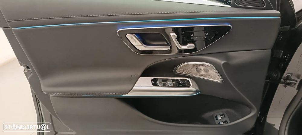 Mercedes-Benz E 53 AMG Hybrid 4Matic+ - 29