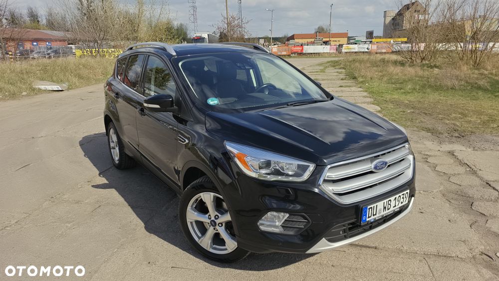 Ford Kuga 2.0 TDCi 2x4 Titanium - 2