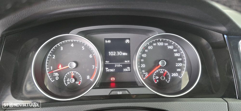 VW Golf - 38
