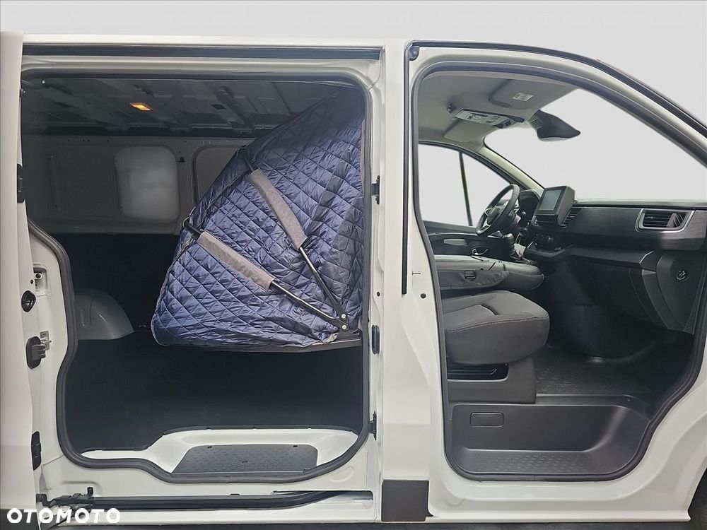 Renault trafic - 10