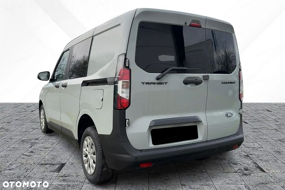 Ford Transit Courier - 6