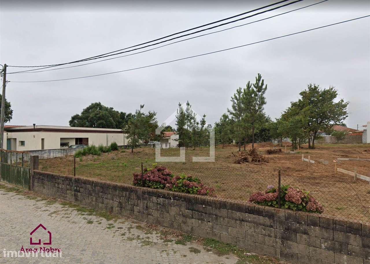 Terreno  Venda em Paços de Brandão,Santa Maria da Feira - Grande imagem: 2/3