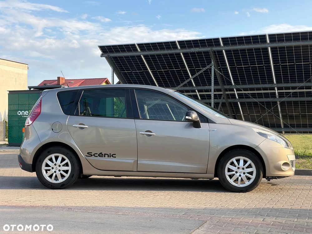 Renault Scenic 1.9 dCi Confort Privilege - 10