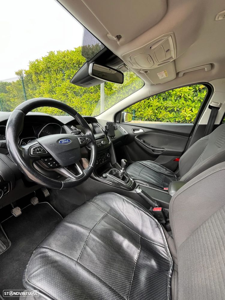 Ford Focus SW 1.5 TDCi Titanium - 10