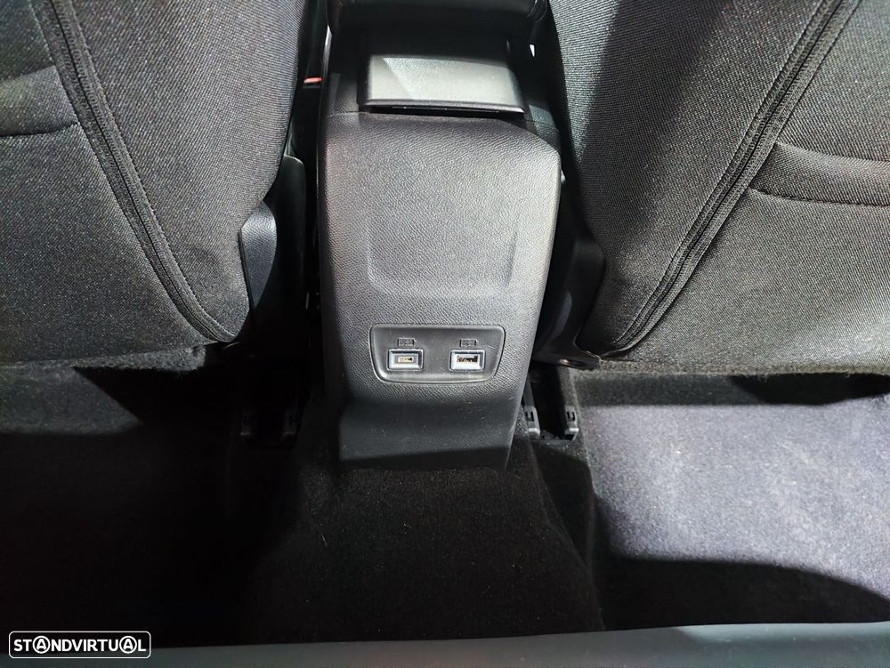 Peugeot e-208 50 kWh Allure - 32