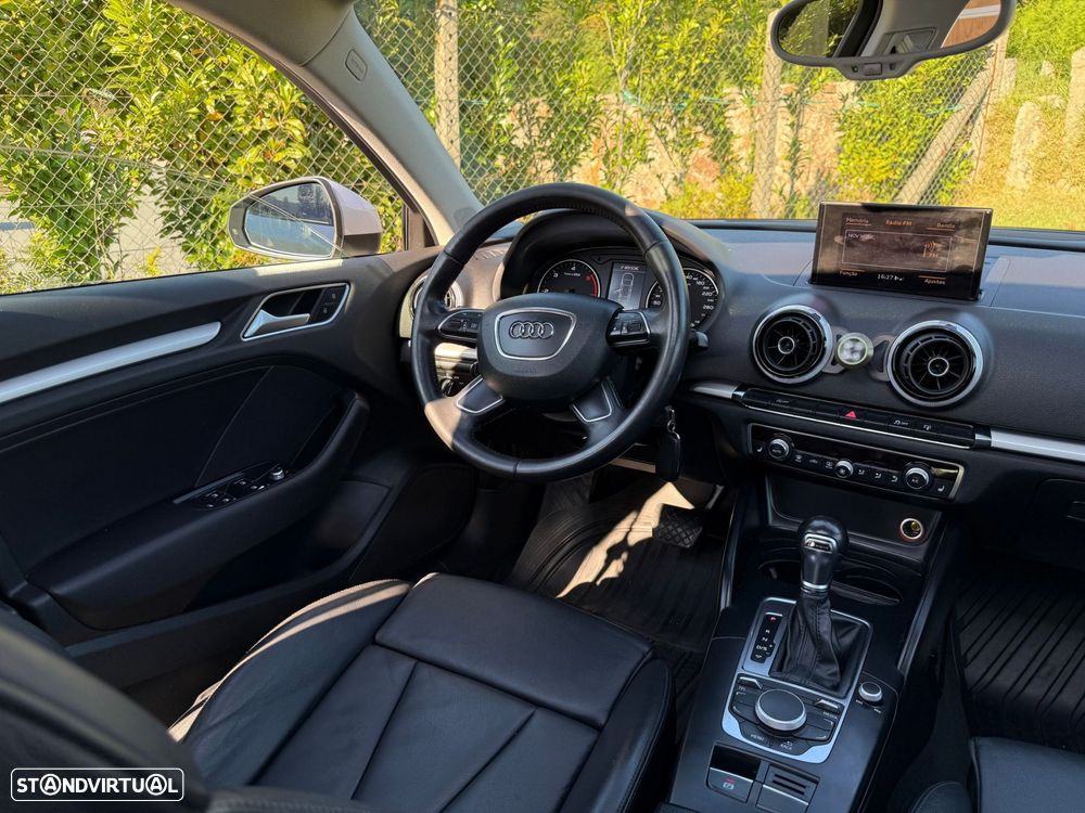 Audi A3 Limousine 1.6 TDI S tronic S line Sport Pack - 42