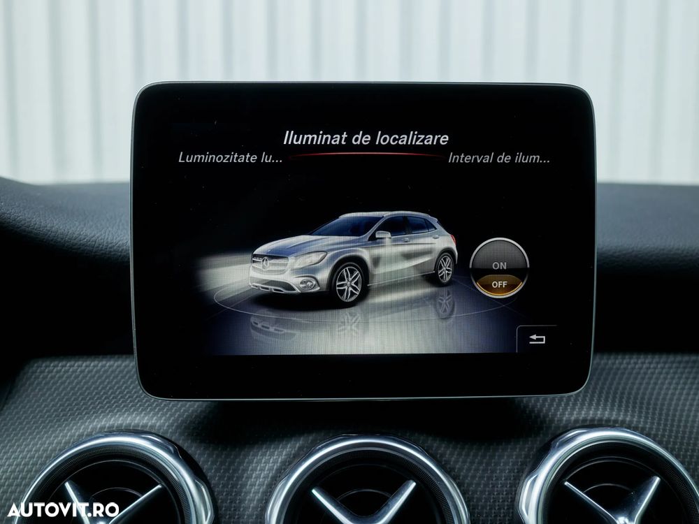 Mercedes-Benz GLA 180 d 7G-DCT Urban - 27