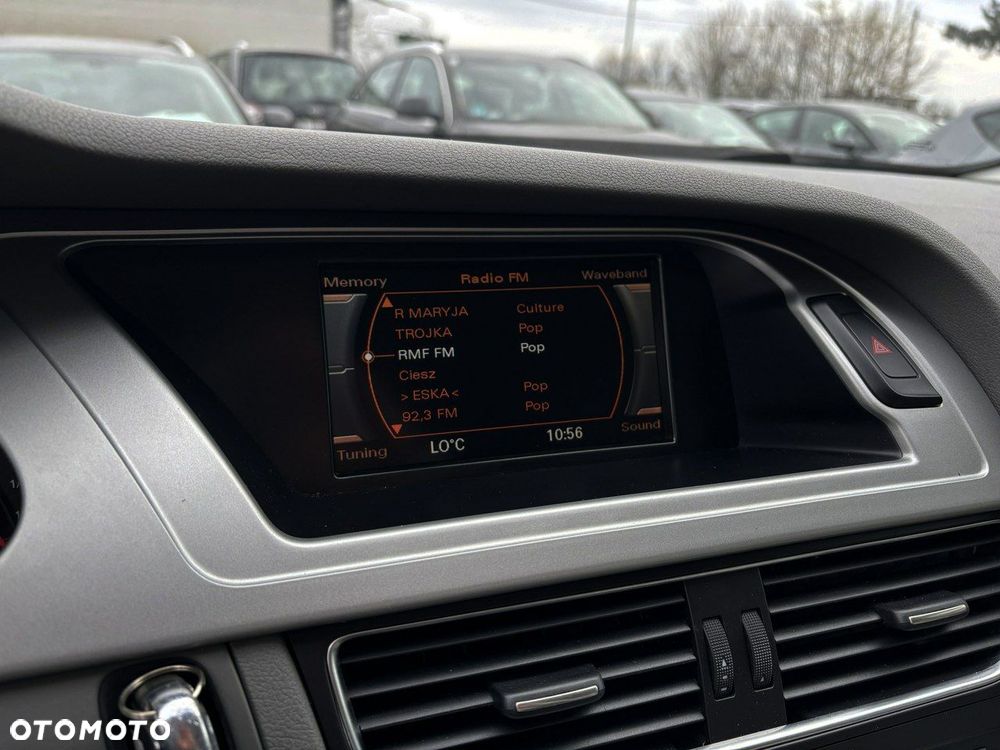 Audi A4 Avant 2.0 TDI DPF Ambiente - 16