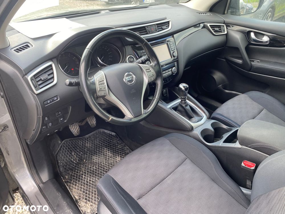 Nissan Qashqai 1.6 DIG-T N-Connecta - 19