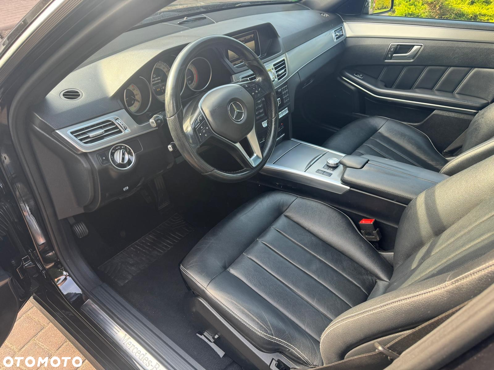 Mercedes-Benz Klasa E 200 CDI DPF BlueEFFICIENCY 7G-TRONIC Avantgarde - 20