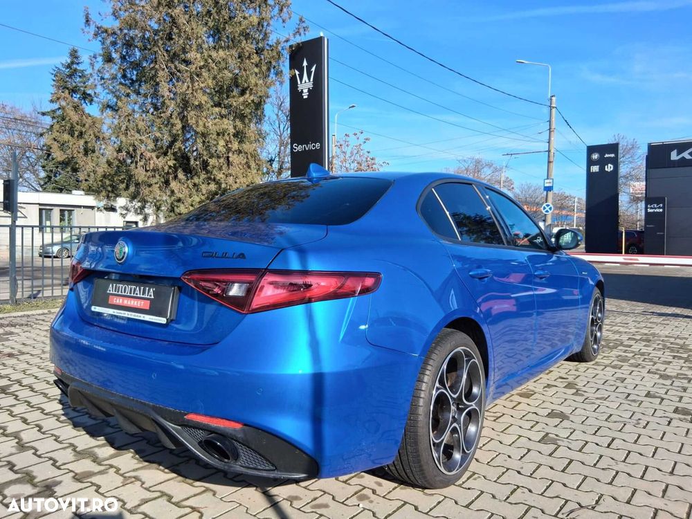 Alfa Romeo Giulia - 5