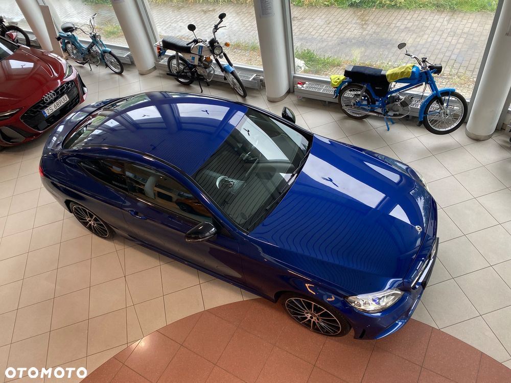Mercedes-Benz Klasa C 220 d 4Matic 9G-TRONIC AMG Line - 3