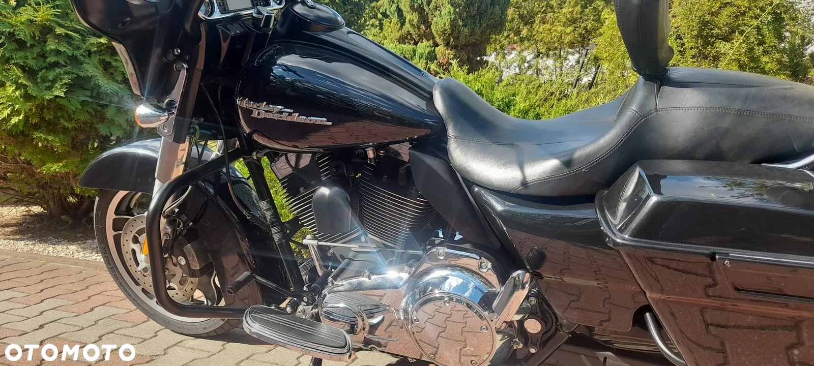 Harley-Davidson Touring Street Glide - 21