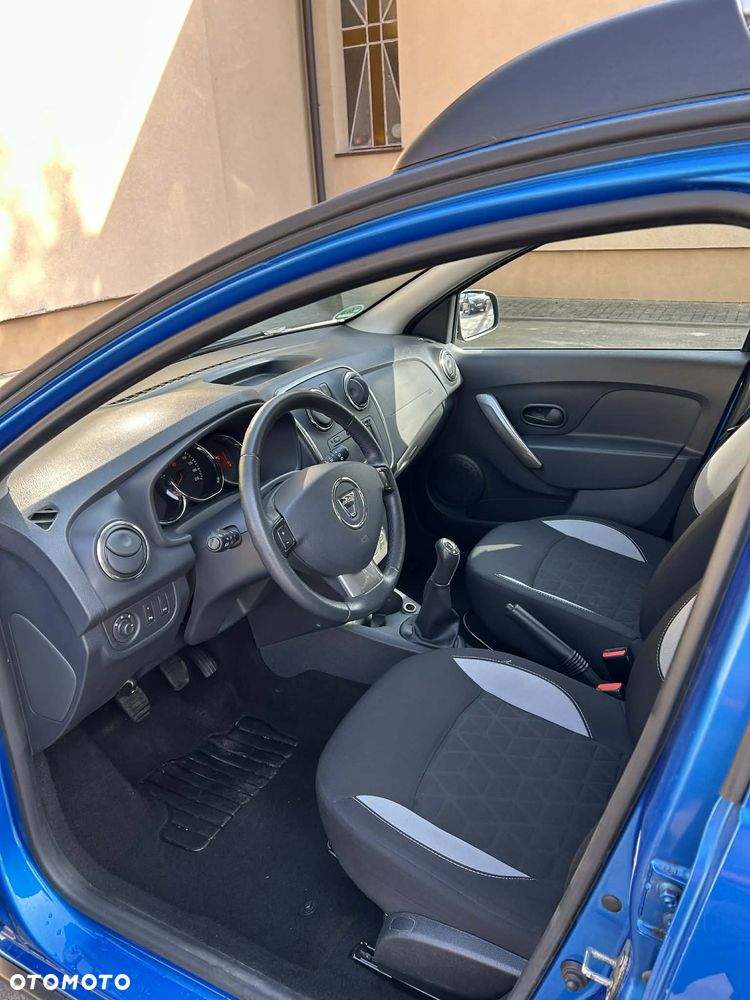 Dacia Sandero - 7