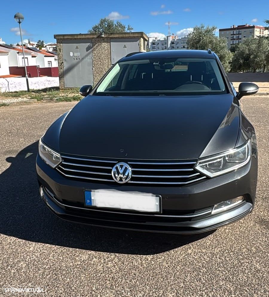 VW Passat - 4