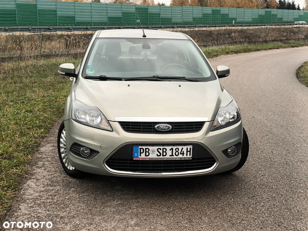 Ford Focus 1.6 16V Titanium - 11