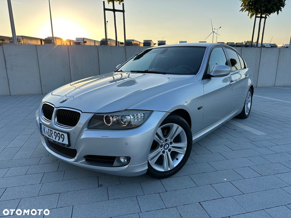 BMW Seria 3 318d - 1