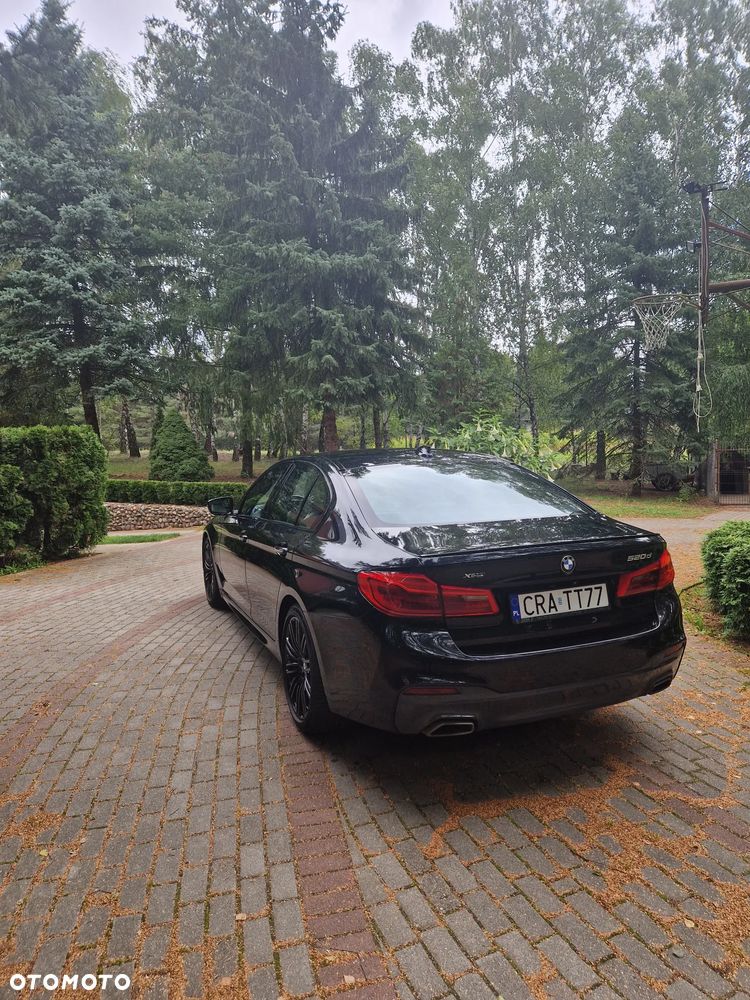 BMW Seria 5 520d xDrive Sport - 4