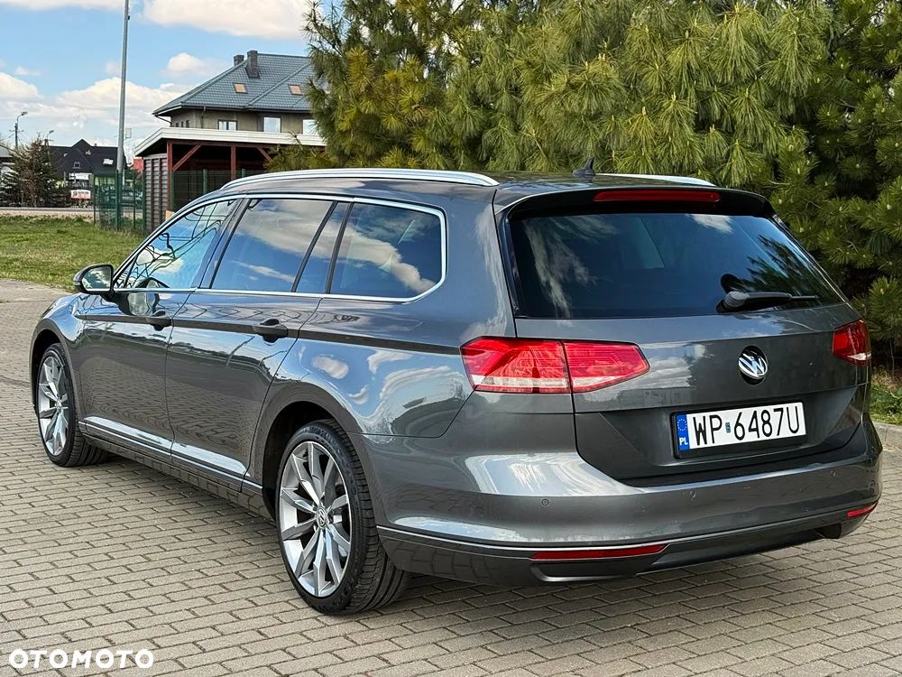 Volkswagen Passat Variant 2.0 TDI (BlueMotion Technology) Highline - 13