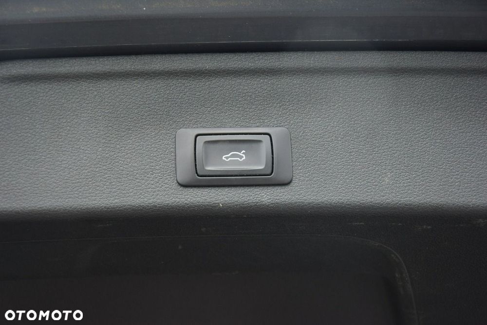 Audi A4 Avant 3.0 TDI quattro S tronic sport - 17