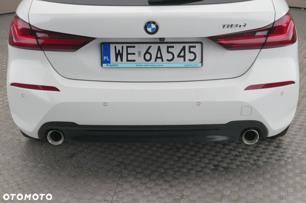 BMW Seria 1 - 32