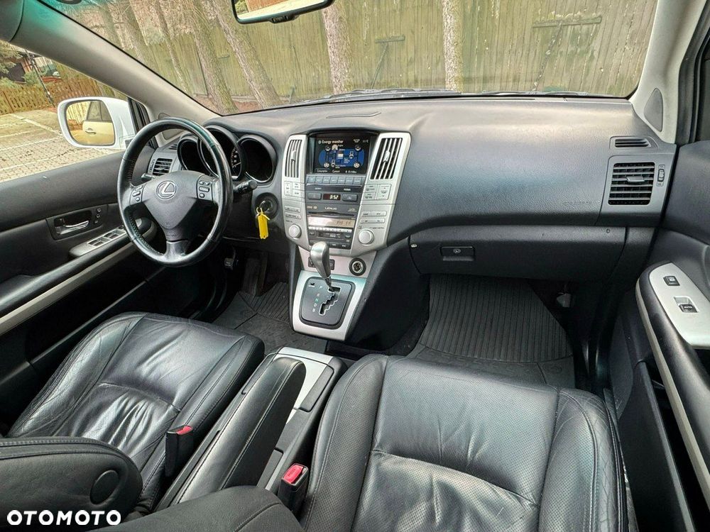 Lexus RX - 23