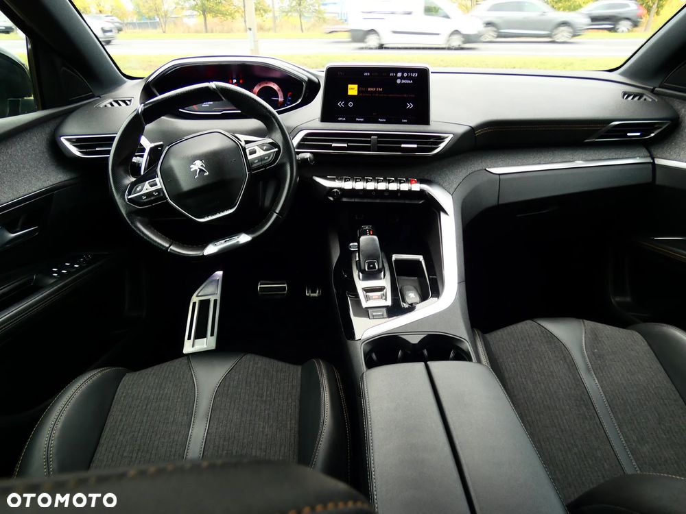 Peugeot 5008 - 13