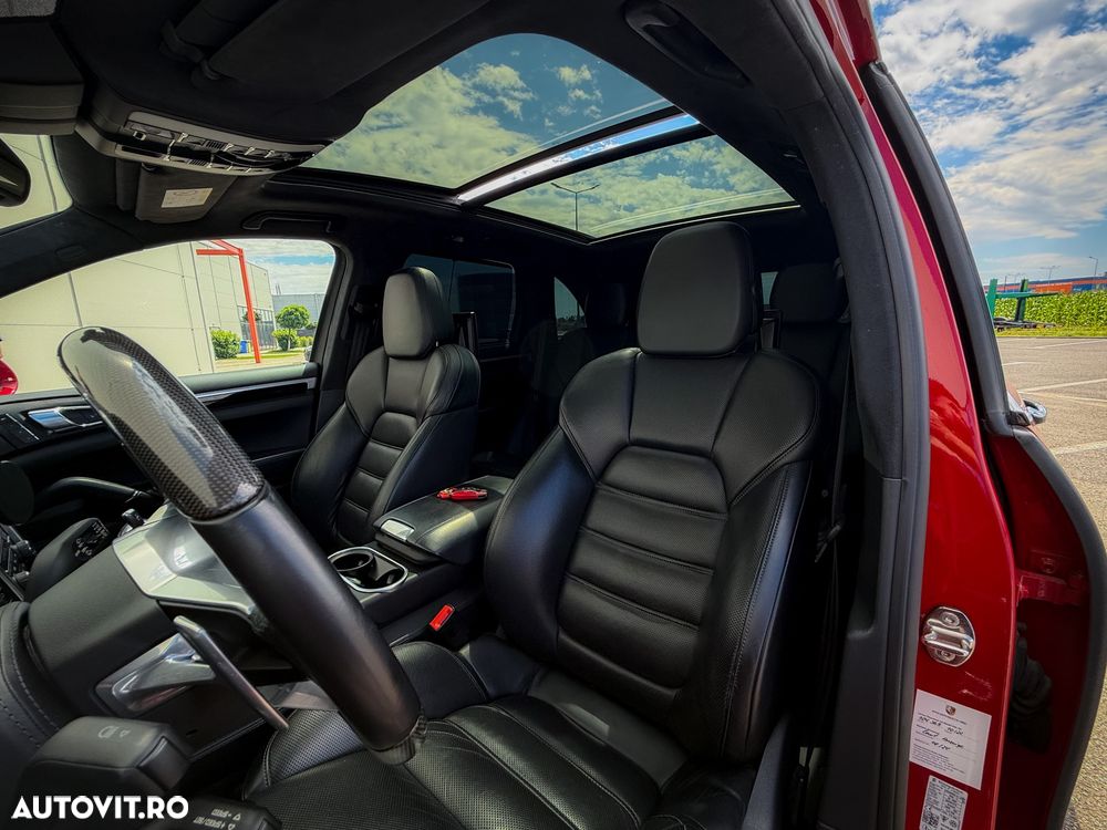 Porsche Cayenne Turbo S Tiptronic S - 18