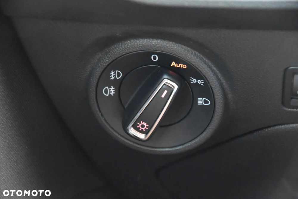 Seat Leon 2.0 TDI Style S&S - 25