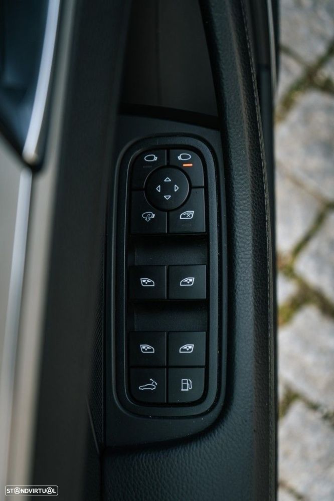 Porsche Panamera 4 E-Hybrid Executive - 13