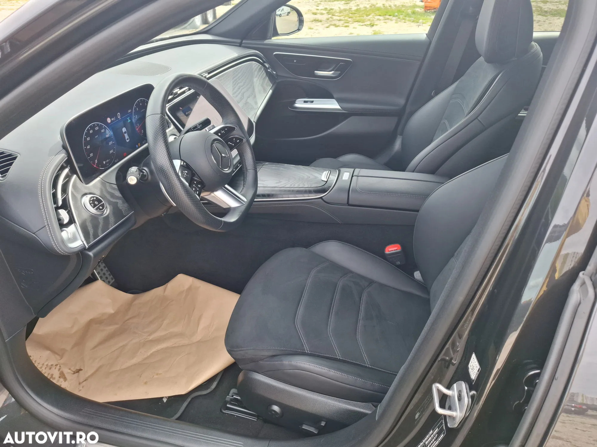 Mercedes-Benz E - 10