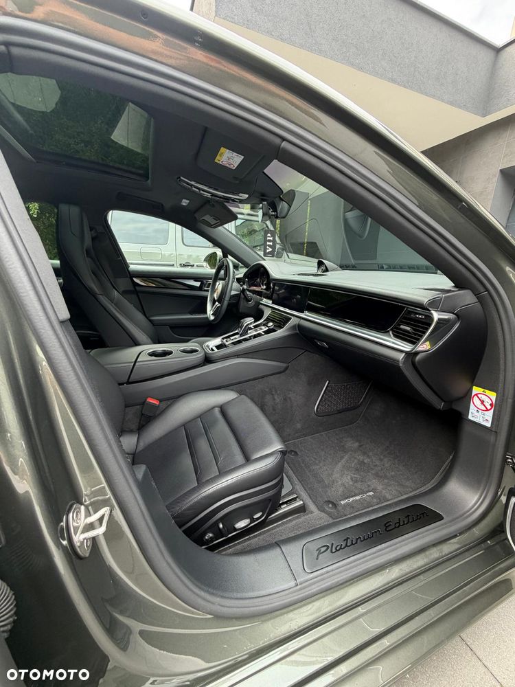 Porsche Panamera 4 E-Hybrid - 7