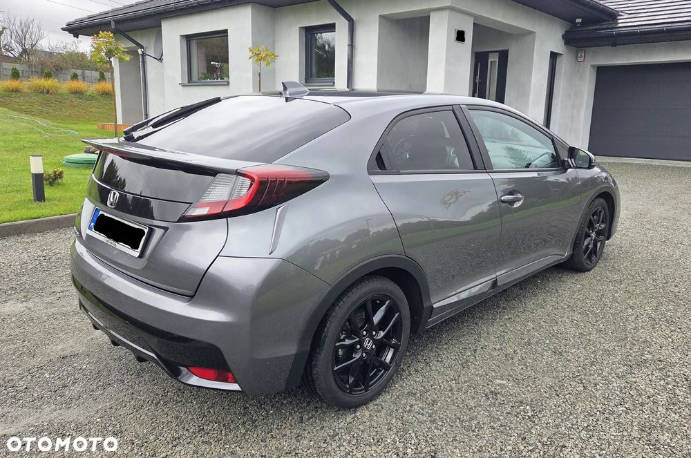 Honda Civic 1.8 Sport (Honda Connect+) - 4