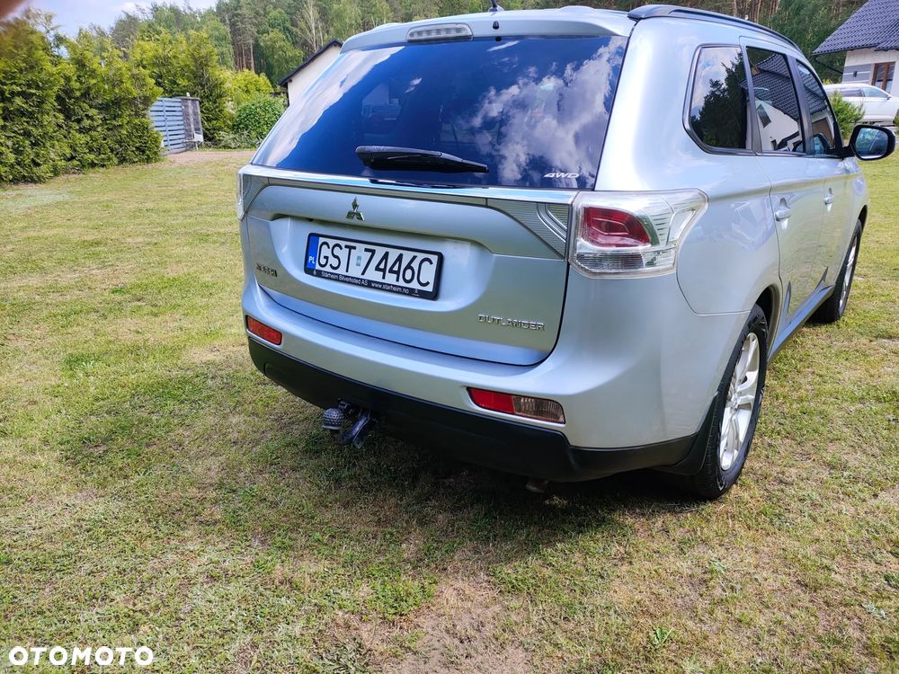 Mitsubishi Outlander - 5