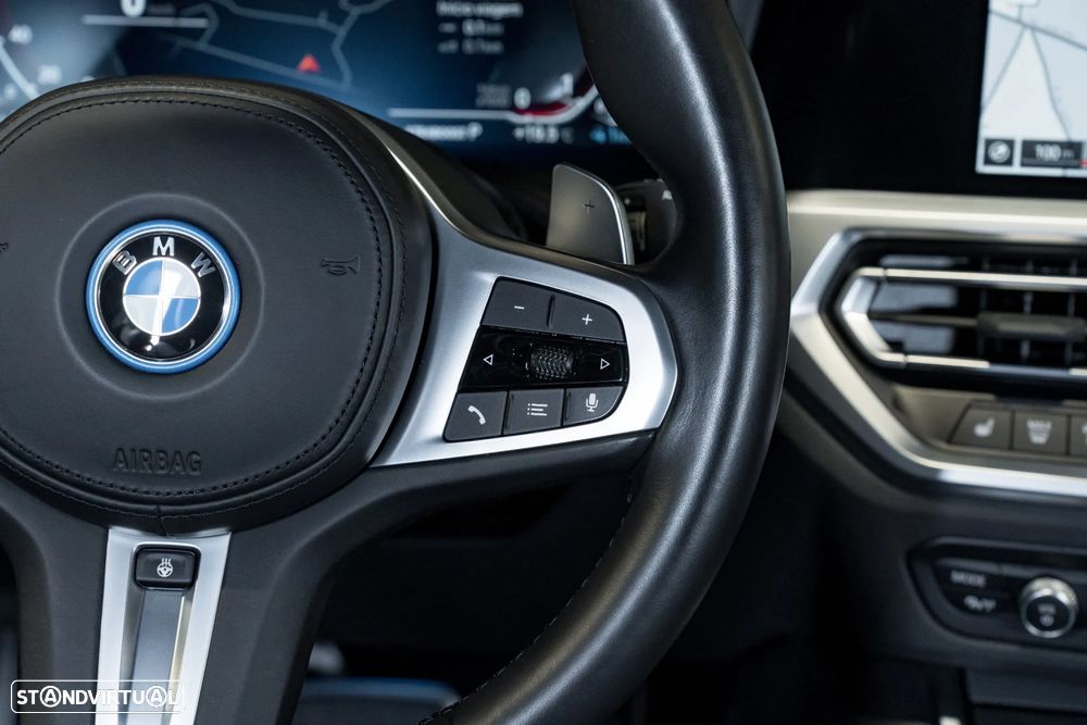 BMW 330 e Touring Pack M Auto - 12