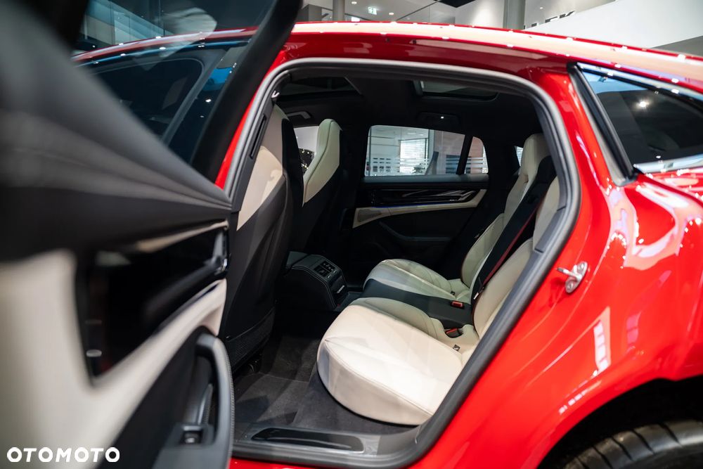 Porsche Panamera - 28