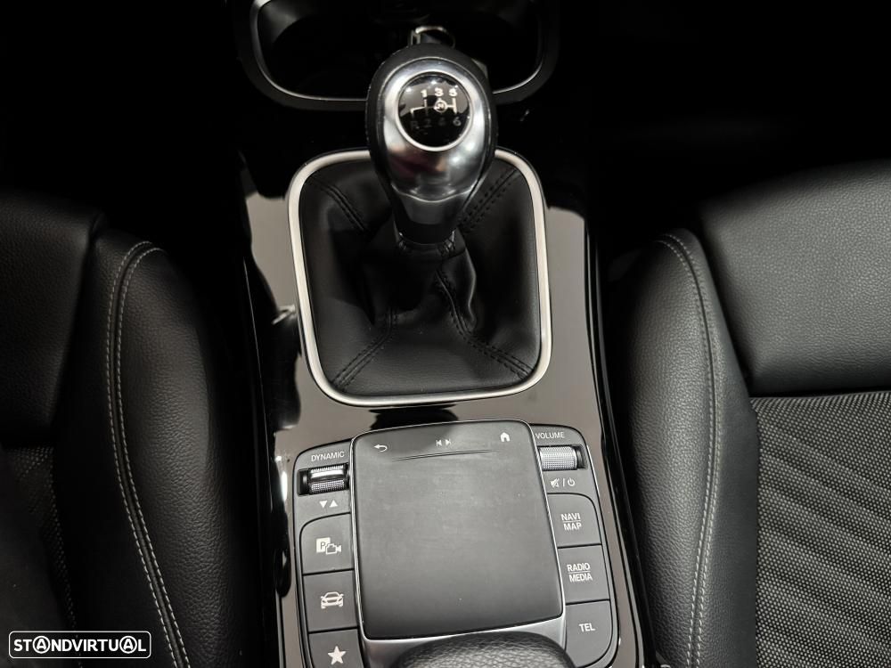Mercedes-Benz A 180 d Business Solutions - 33