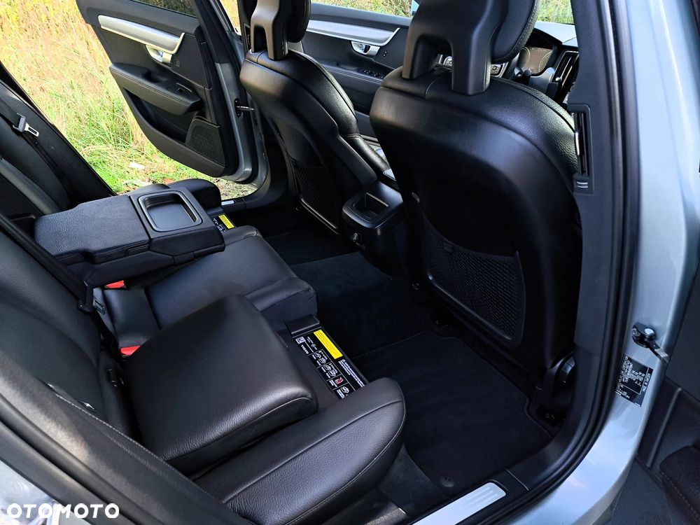 Volvo S90 D3 Momentum - 21