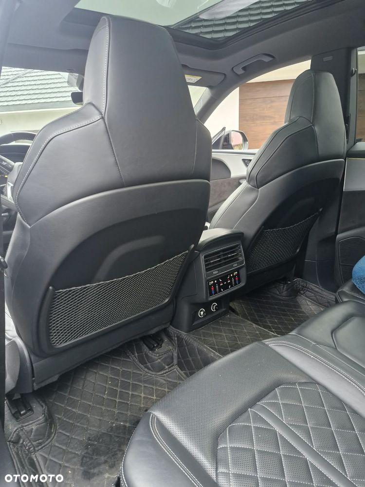 Audi Q8 50 TDI mHEV Quattro Black Edition Tiptronic - 11