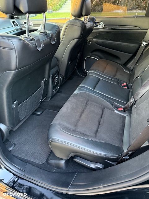 Jeep Grand Cherokee - 18
