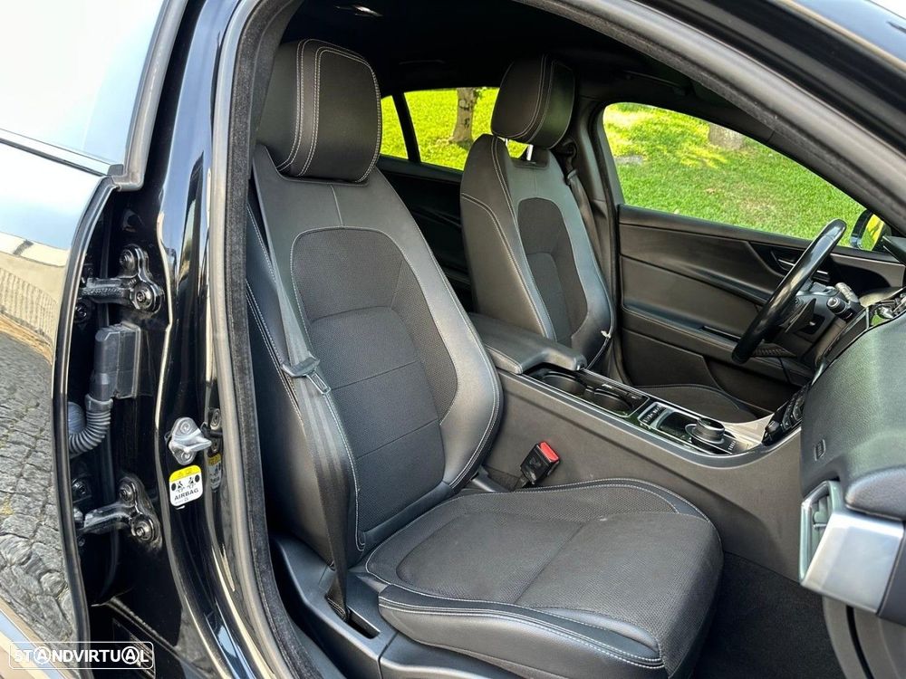 Jaguar XE 2.0 D R-Sport Aut. - 13