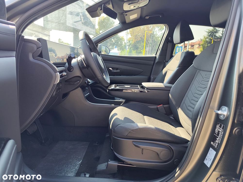 Hyundai Tucson 1.6 T-GDi HEV Smart Black 2WD - 18