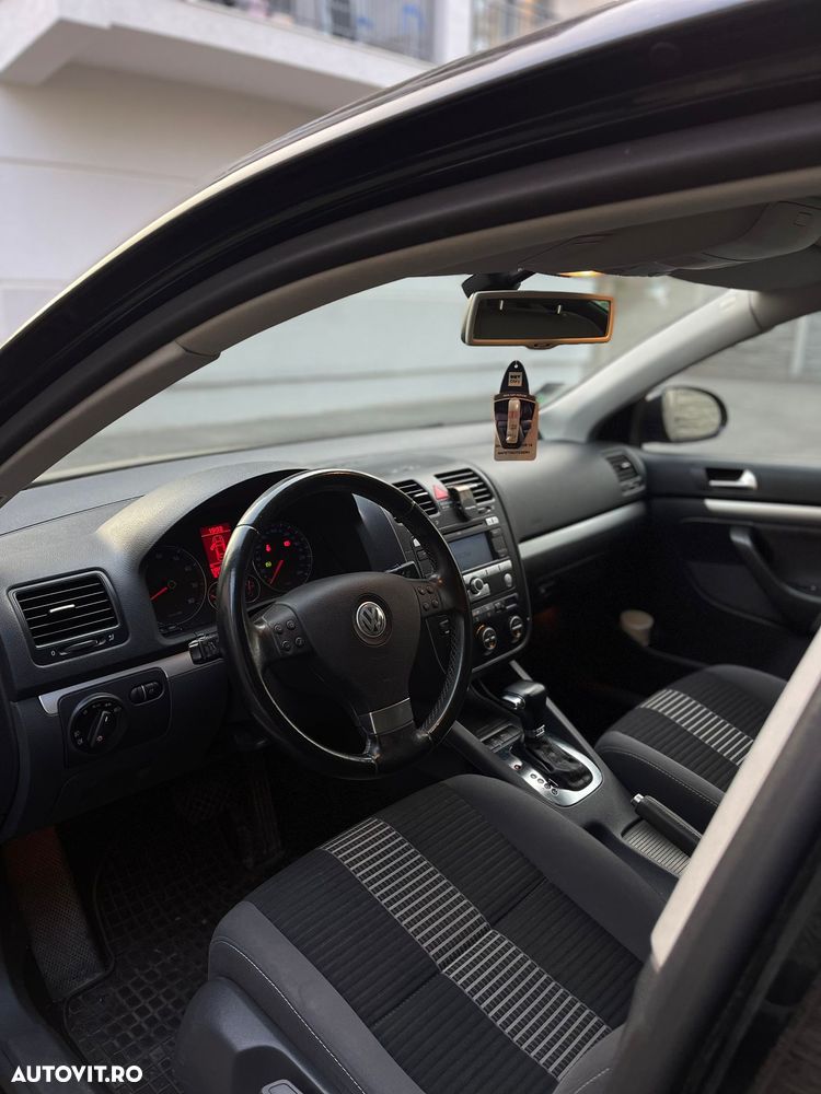 Volkswagen Jetta 1.4 TSI Comfortline DSG - 5